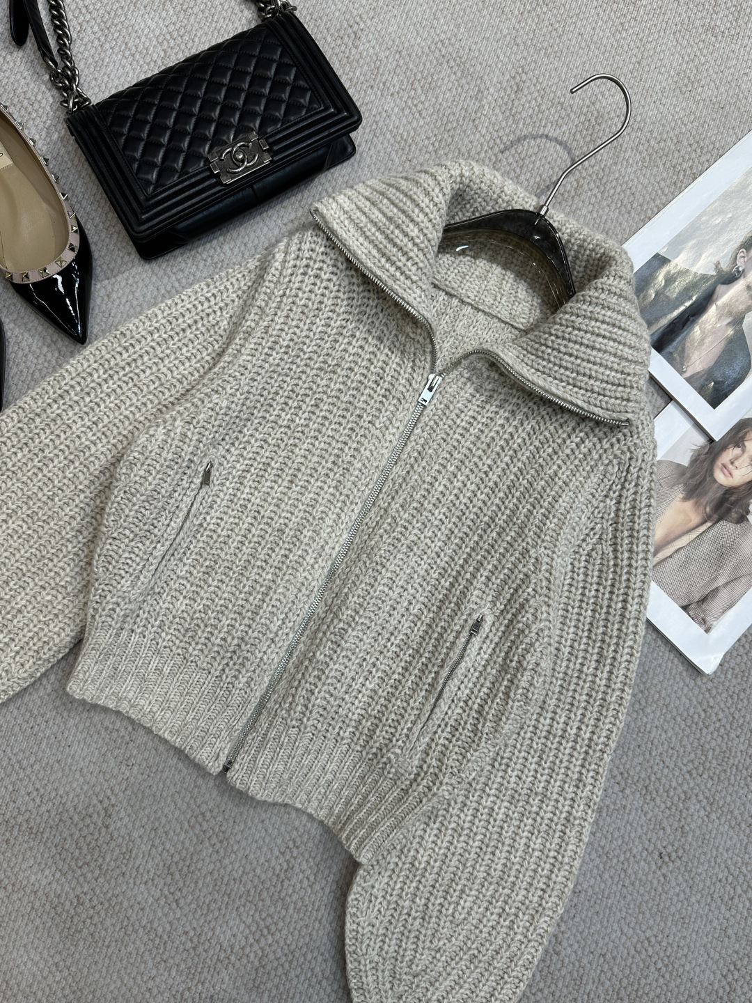 NO:951063,Early autumn old money style high collar zipper cotton wool sweater cardigan coat Ingredients cotton wool Ingredients SML Color dark gray beige, women's clothing, jackets & coats, sweaters,19860909早秋老钱风高领拉链棉羊毛毛衣开衫外套 成分棉羊毛 成分SML 颜色深灰 米色,女装,jackets & coats,sweaters,,Women's clothing