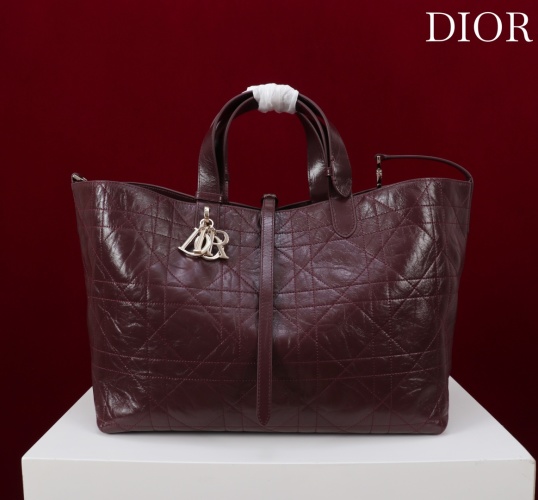 Dior Toujours Large Burgundy Leather Tote Bag - 37 x 27 x 21cm