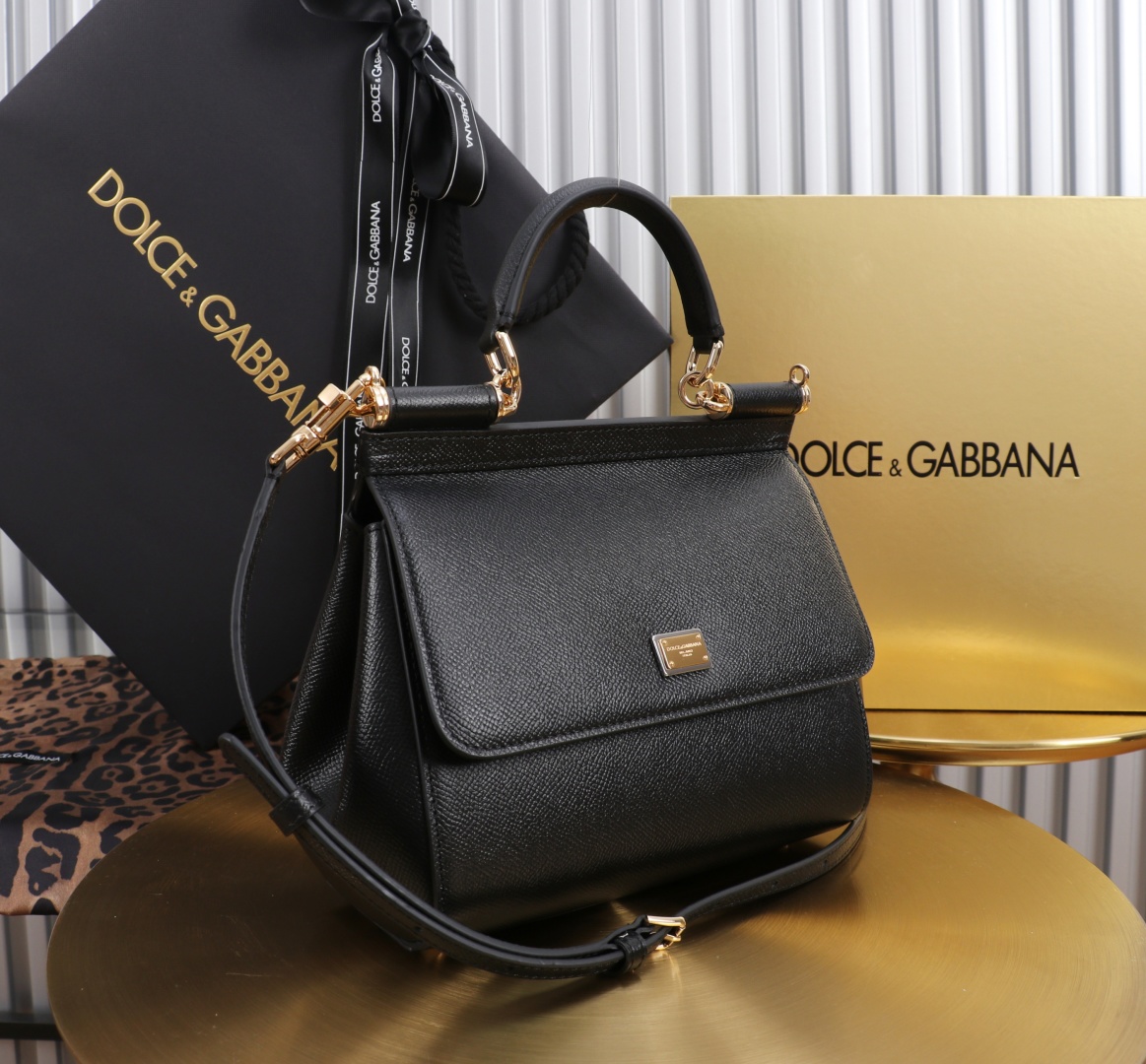 Dolce & Gabbana Sicily 11125 Black Leather Satchel, 21x16x8 cm 4 cmp a1751566727235 3813