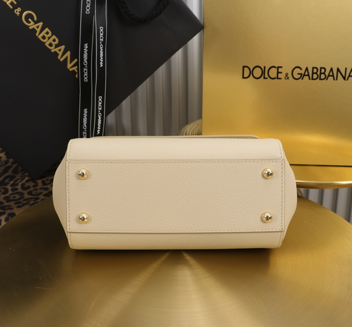 Dolce & Gabbana Sicily 11125 Leather Satchel, Nude Almond, 21x16x8cm 6 cmp a1751566834386 3365