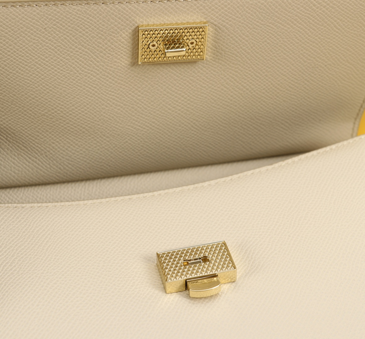 Dolce & Gabbana Sicily 11125 Leather Satchel, Nude Almond, 21x16x8cm 8 cmp a1751566843389 7122