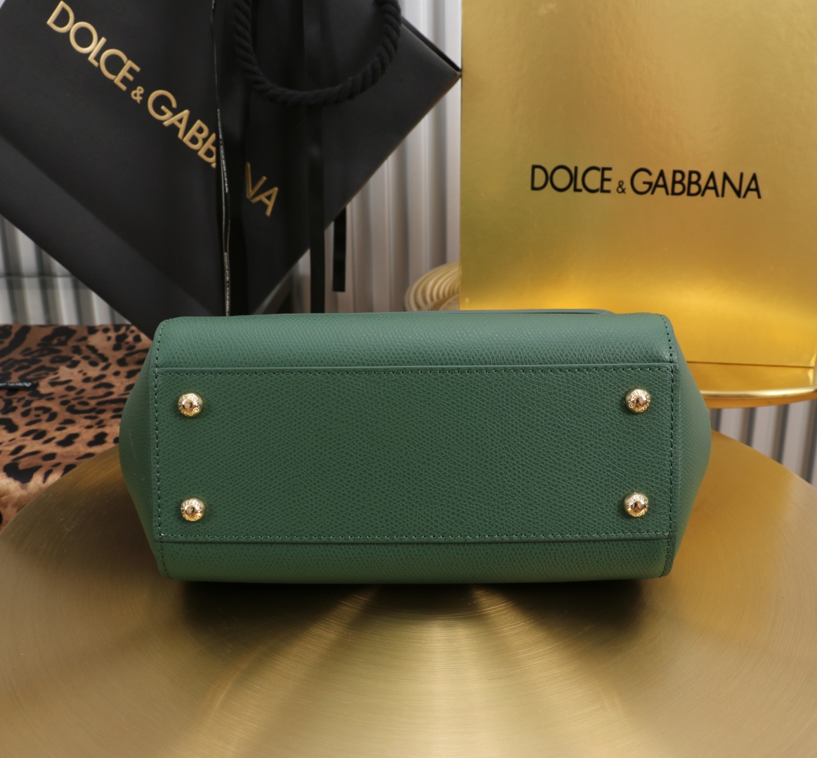 Dolce&Gabbana Sicily 11125 Green Leather Satchel Bag, 21 x 16 x 8 cm 6 cmp a1752232759294 5430