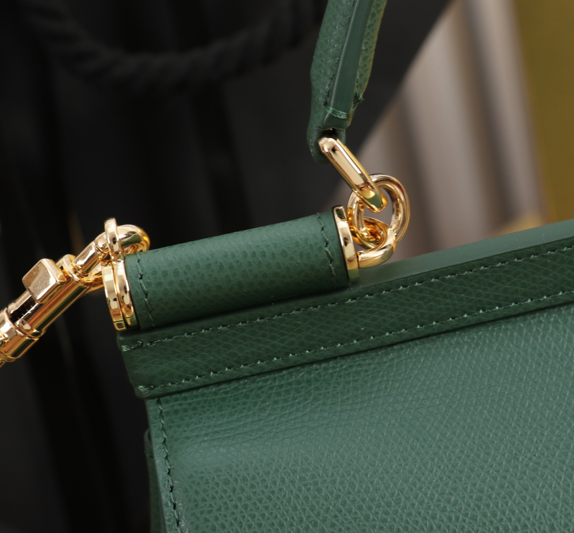 Dolce&Gabbana Sicily 11125 Green Leather Satchel Bag, 21 x 16 x 8 cm 10 cmp a1752232767985 1848