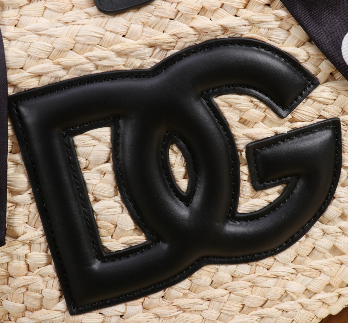 Dolce & Gabbana Raffia Woven Handbag With Leather Trim And Polka Dot Scarf 6 cmp a1755621600303 8740