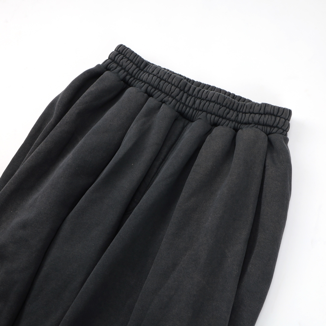 ——26PS❤️新款❤️——26PS早春🔥Helsa420克克重卫衣套装🛒smlp搭配毛领皮衣也有👍整套