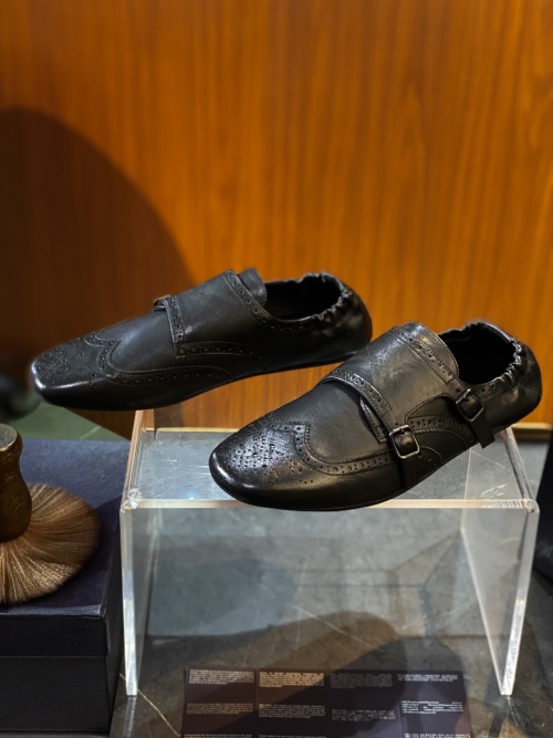 Prada Men's Leather Loafers - Modern Elegance & Timeless Appeal, Sizes 39-46 20 Prada Men's Leather Loafers - Modern Elegance & Timeless Appeal, Sizes 39-46