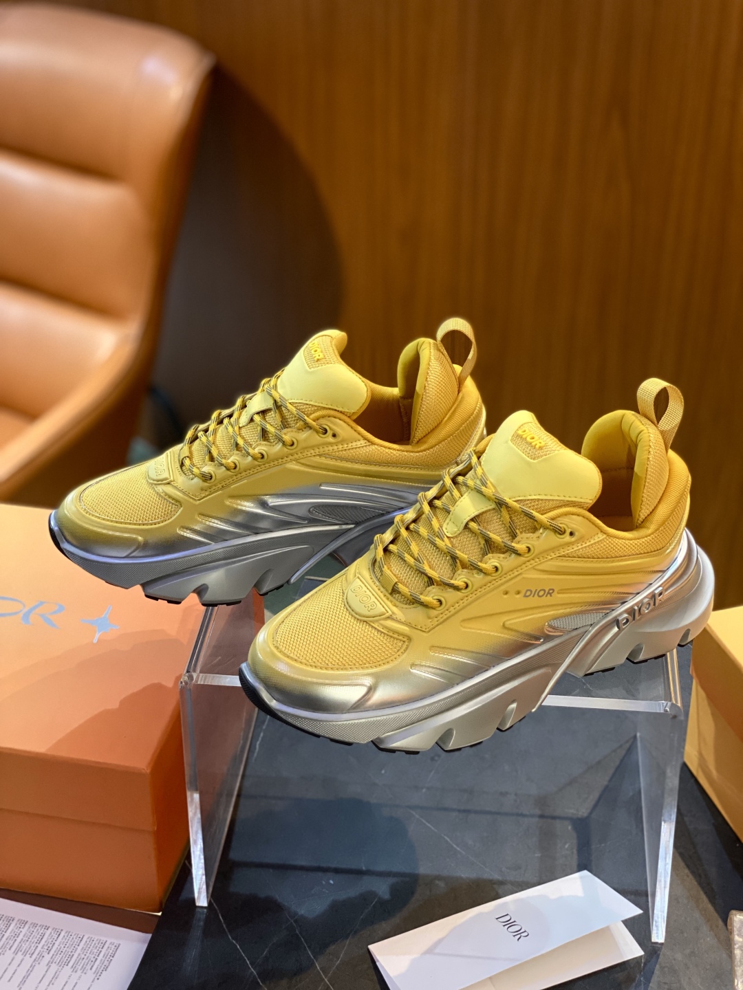 Dior B44 Blade Sneakers - Geel/Zilver - Limited Edition Lewis Hamilton Collectie
