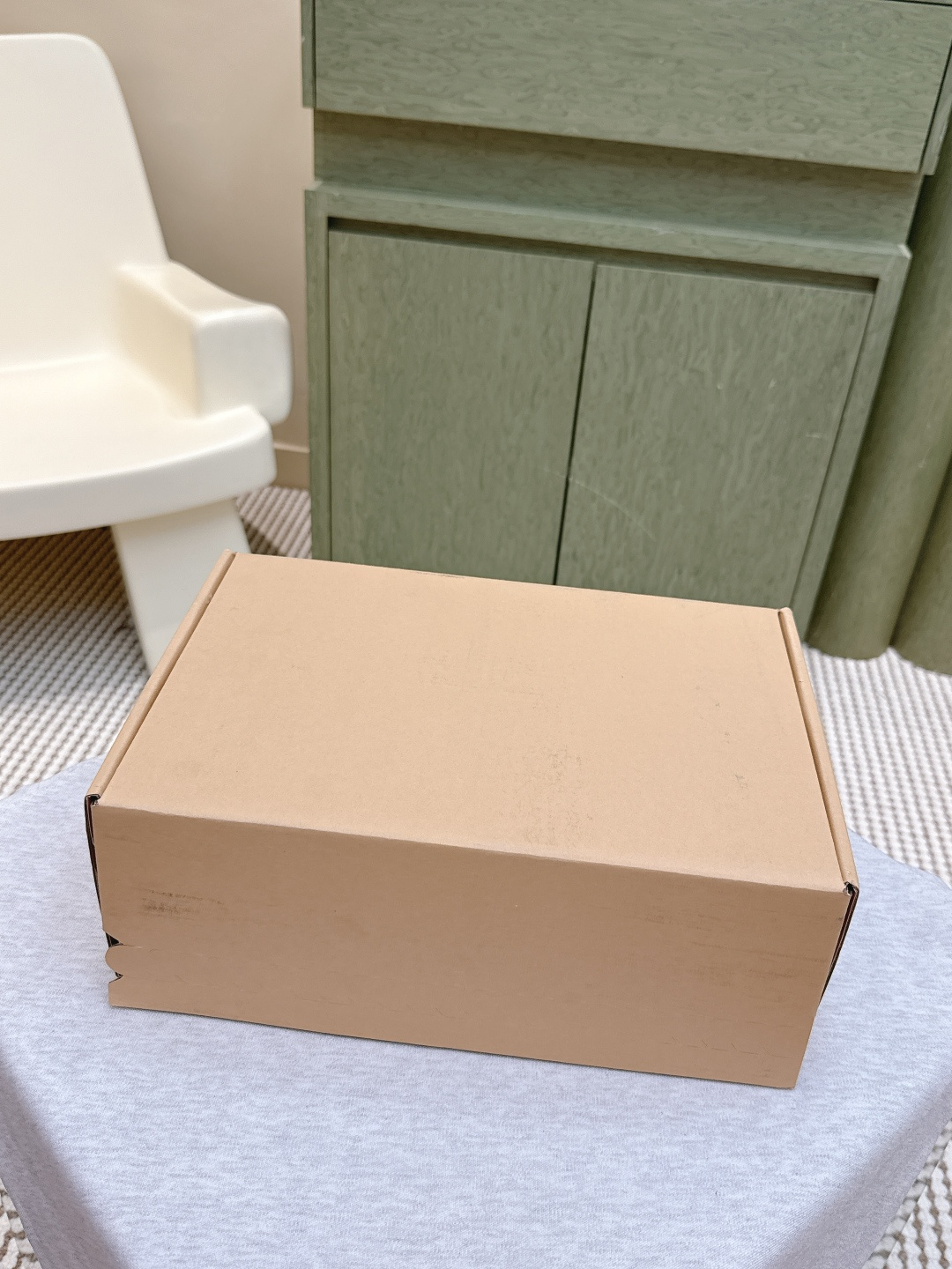 NO:497915,Official airplane gift box packaging, loafers, loafers19860909官方飞机礼盒包装,乐福鞋,loafers,Women's Shoes