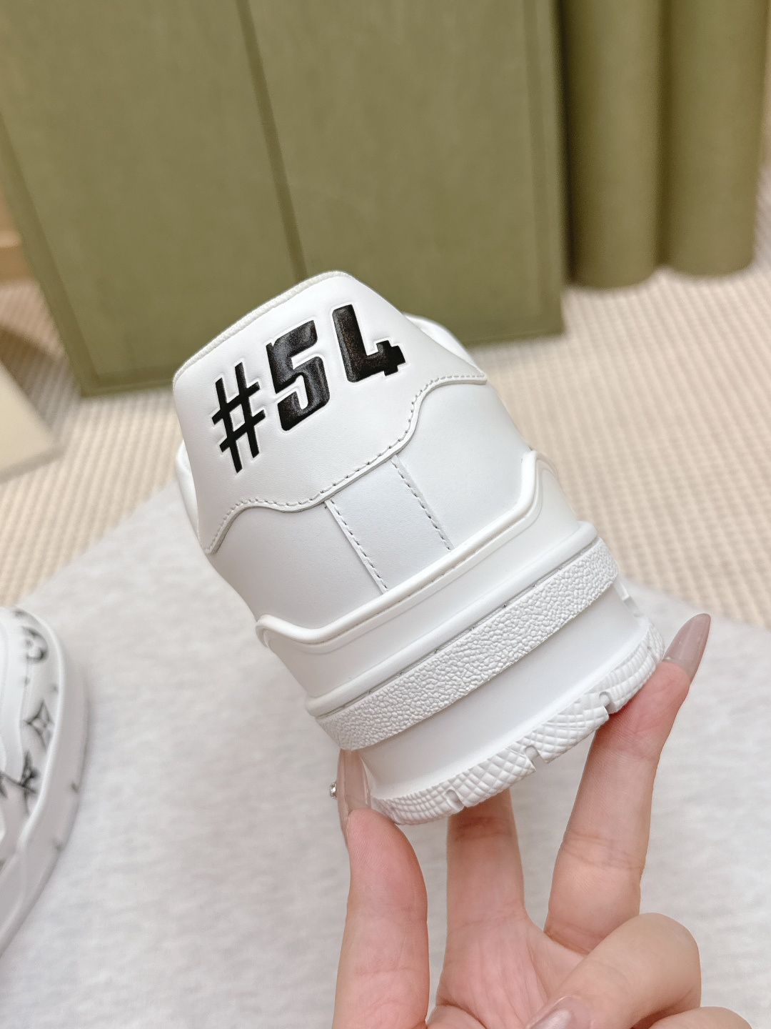 Louis Vuitton Louis Vuitton 25ss 驴家的 trainer板鞋，每个人都必须入的款，绝不后悔