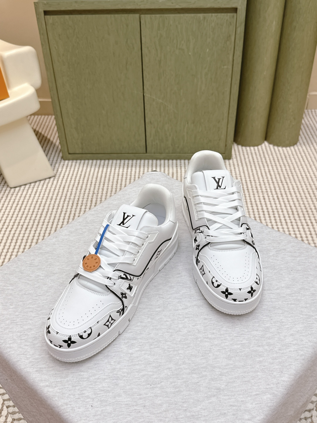 Louis Vuitton Louis Vuitton 25ss 驴家的 trainer板鞋，每个人都必须入的款，绝不后悔