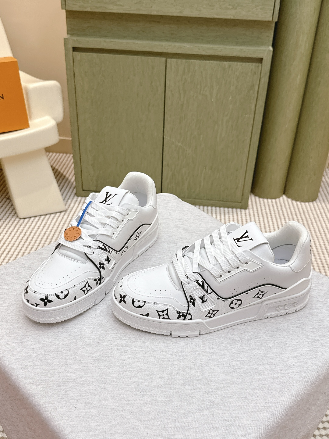 Louis Vuitton Louis Vuitton 25ss 驴家的 trainer板鞋，每个人都必须入的款，绝不后悔