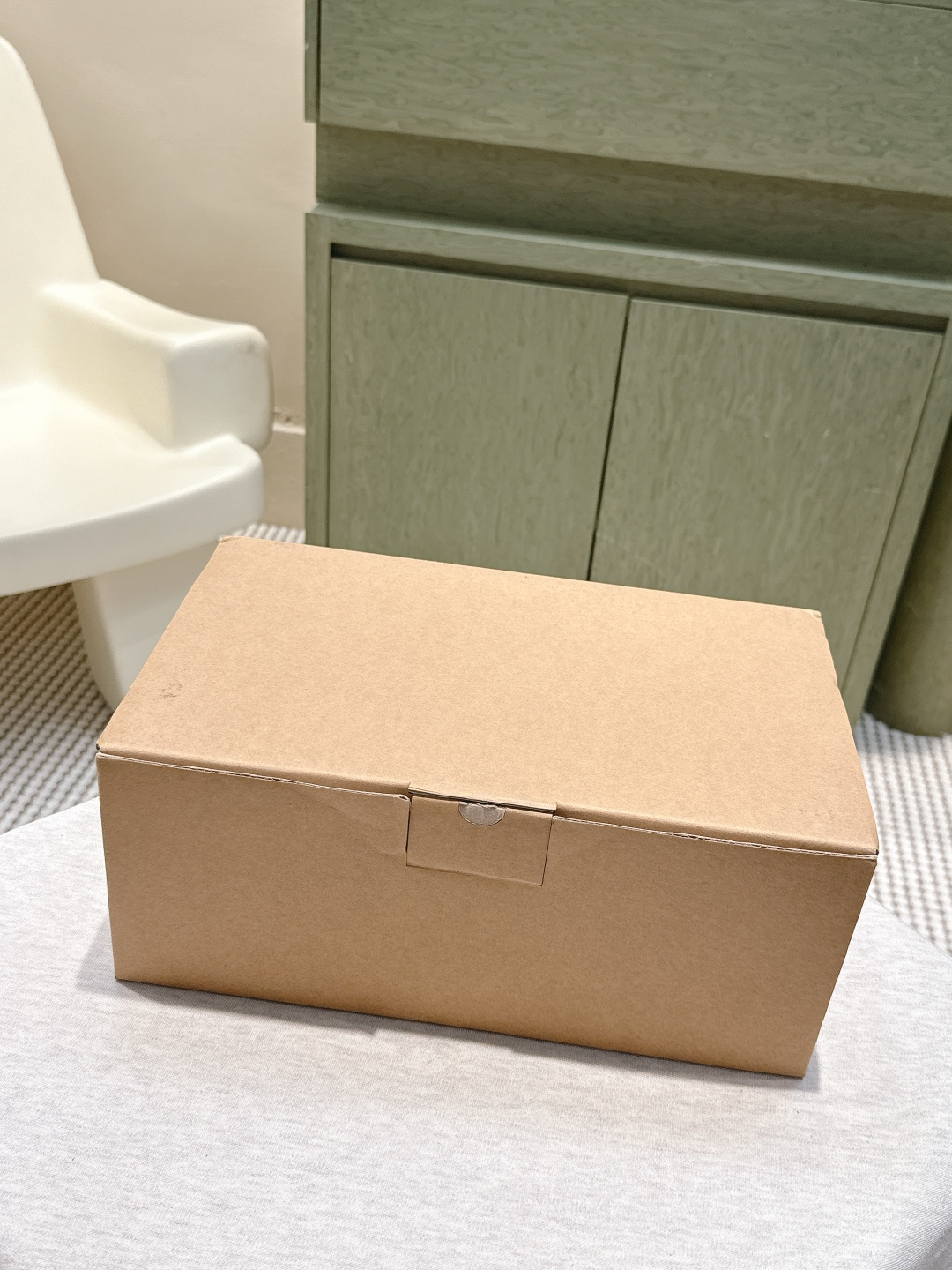 NO:558681,Official website sync box packaging, split toe shoes19860909官网同步盒包装,分趾鞋,Women's Shoes