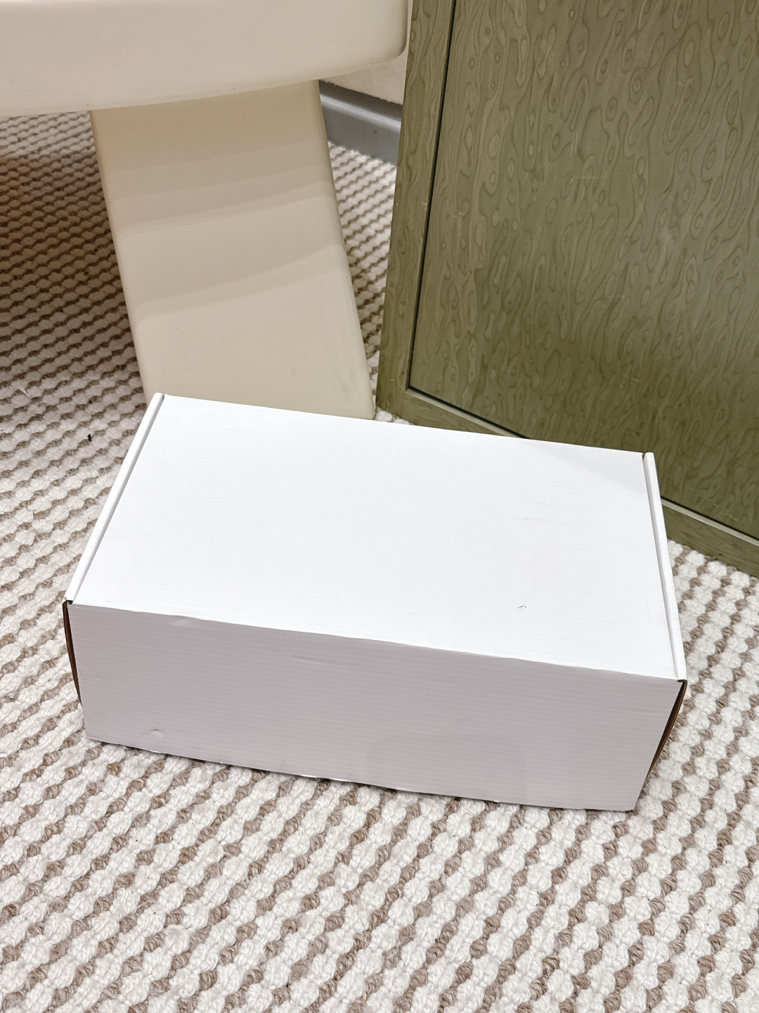 NO:650323,Official website sync box packaging, split toe shoes19860909官网同步盒包装,分趾鞋,Women's Shoes