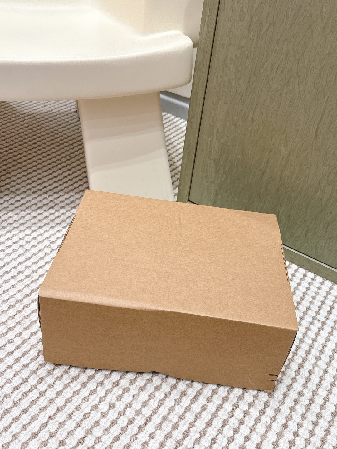 NO:668465,Official website sync box packaging, high heels single shoes, high heels19860909官网同步盒包装,高跟鞋单鞋,high heels,Women's Shoes