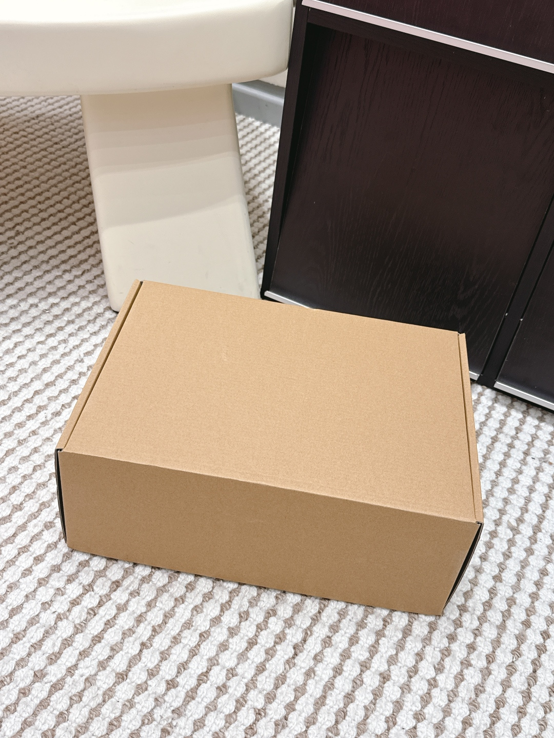 NO:668511,Official website sync box packaging, casual shoes/sports shoes, sneakers19860909官网同步盒包装,休闲鞋/运动鞋,sneakers,Women's Shoes