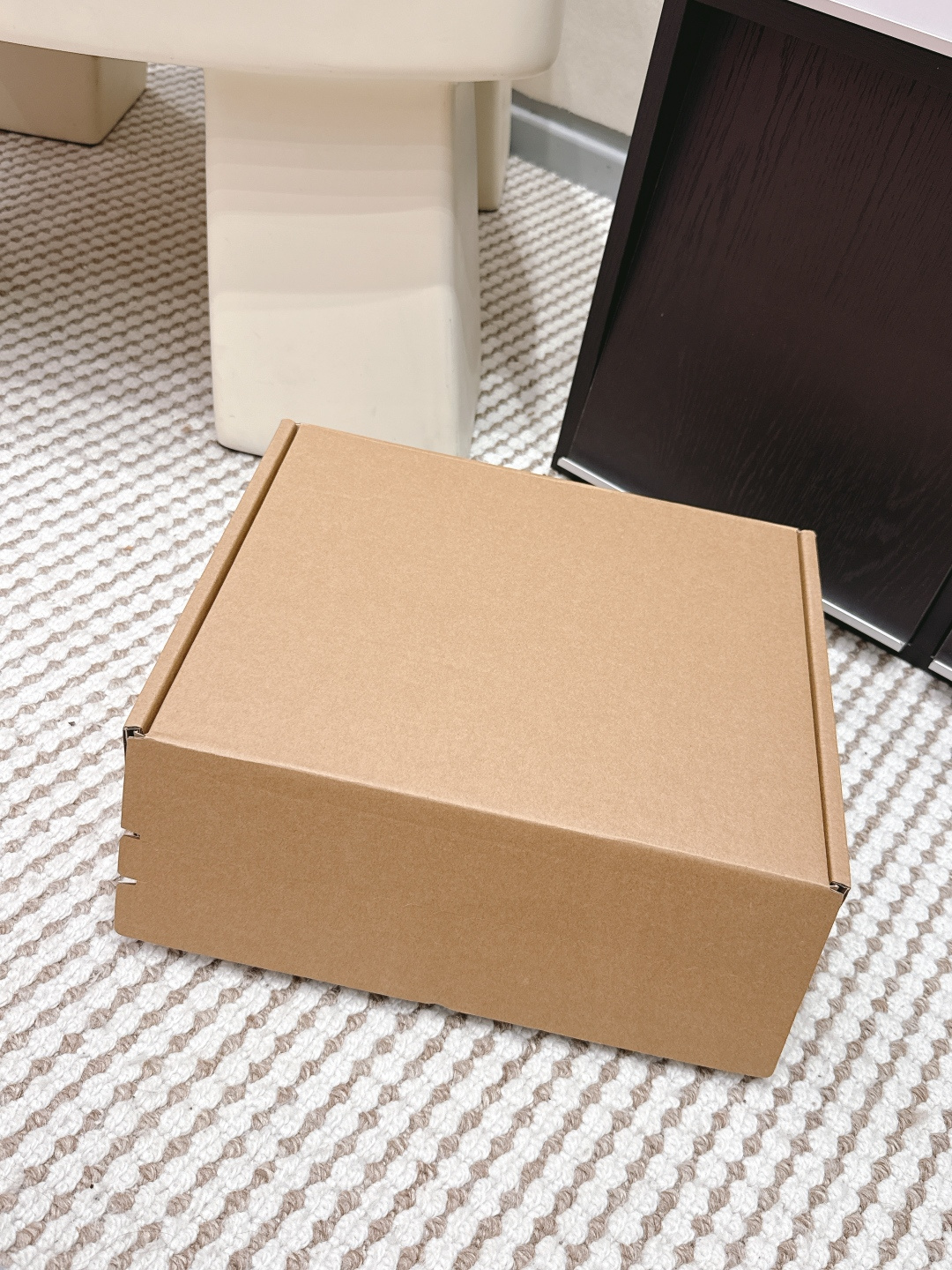 NO:706215,Official website sync box packaging, casual shoes/sports shoes, sneakers19860909官网同步盒包装,休闲鞋/运动鞋,sneakers,Women's Shoes