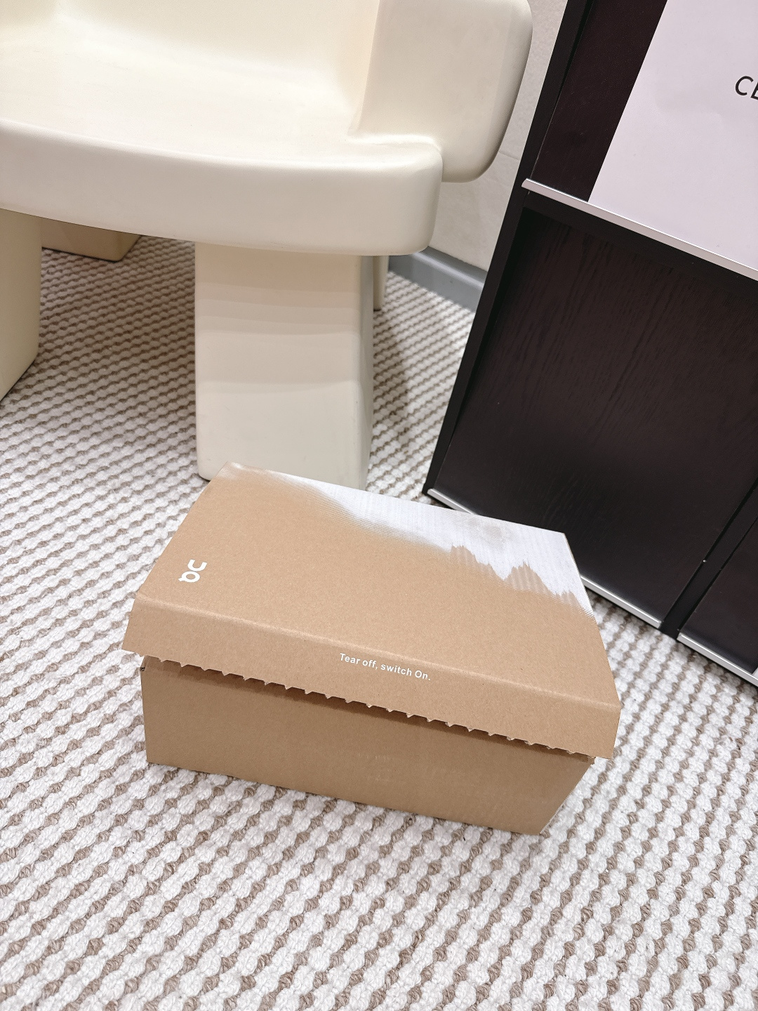 NO:707368,Official website sync box packaging, casual shoes/sports shoes, sneakers19860909官网同步盒包装,休闲鞋/运动鞋,sneakers,Women's Shoes