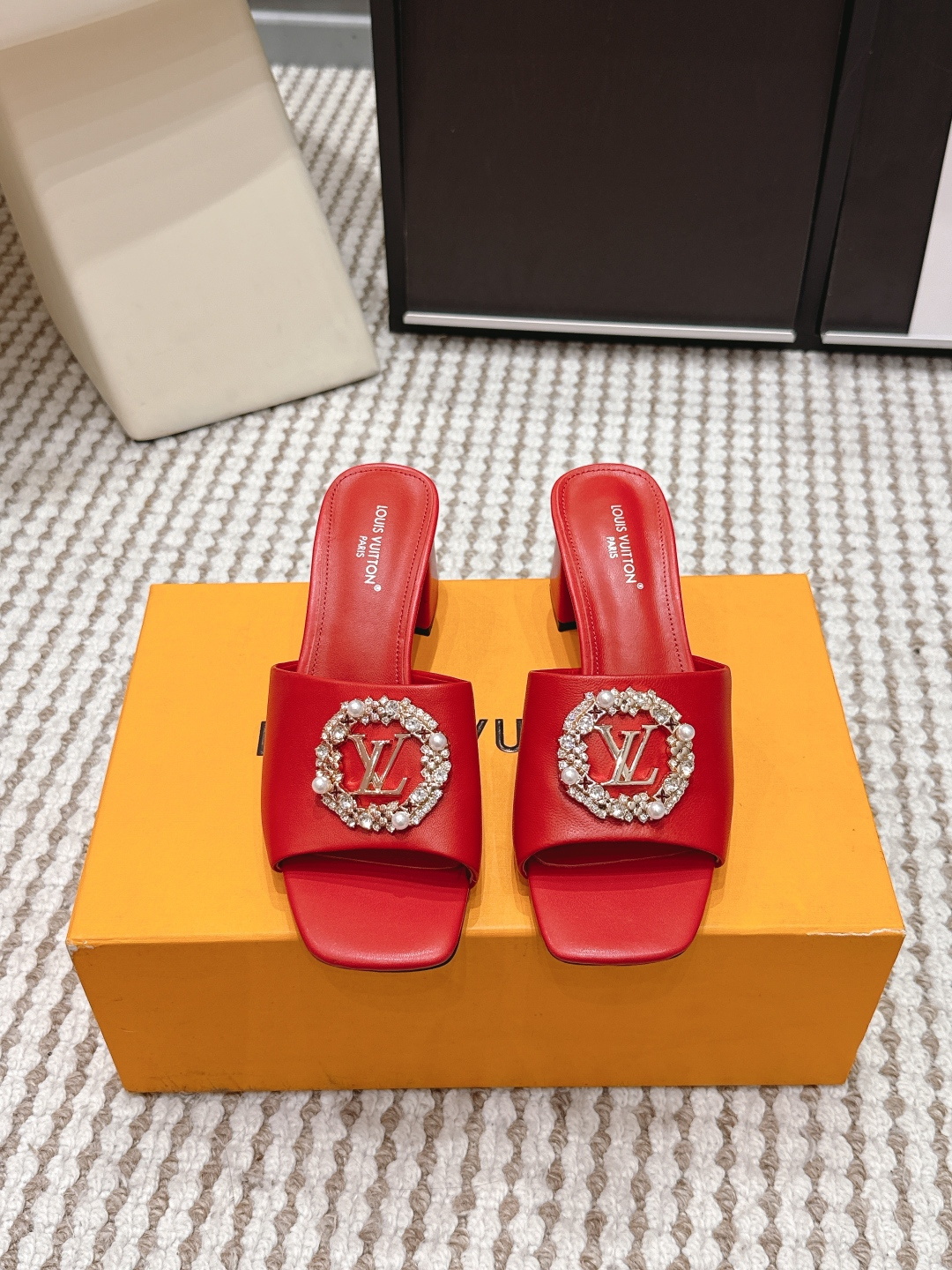Женские туфли-тапочки Louis Vuitton Isola