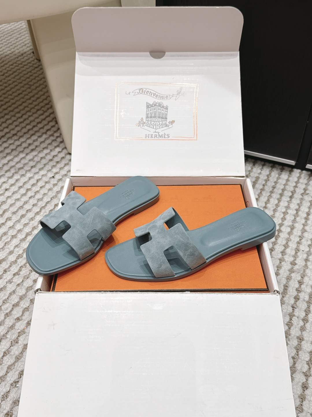 Кожаные шлёпанцы с логотипом H Hermès