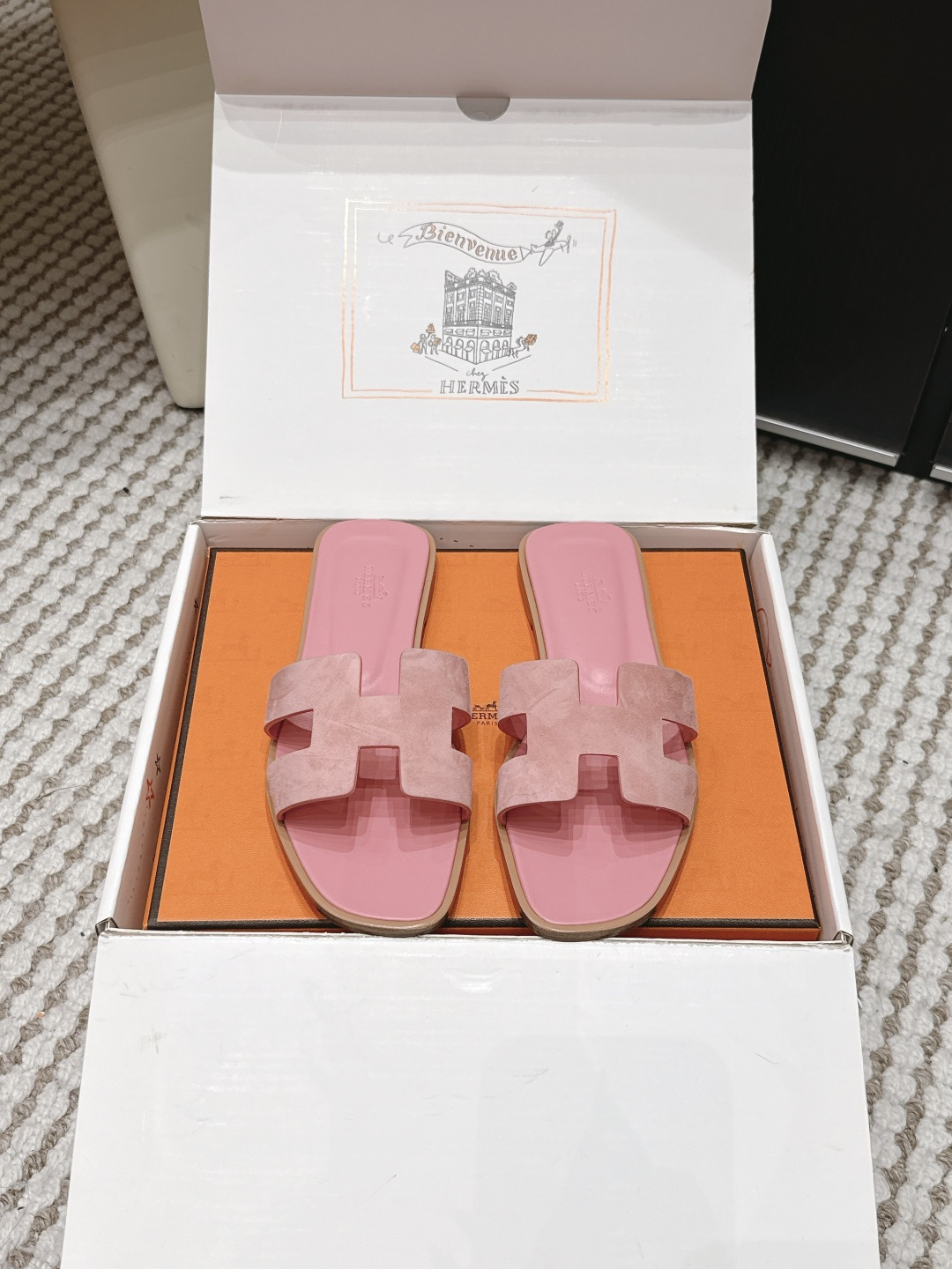 Шлёпанцы Hermès