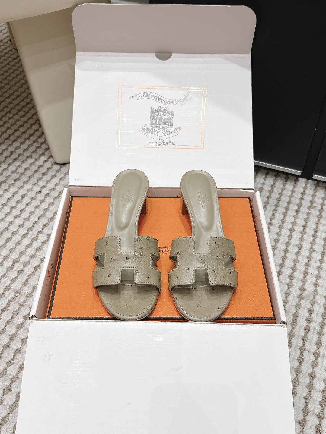 Сандалии Hermès