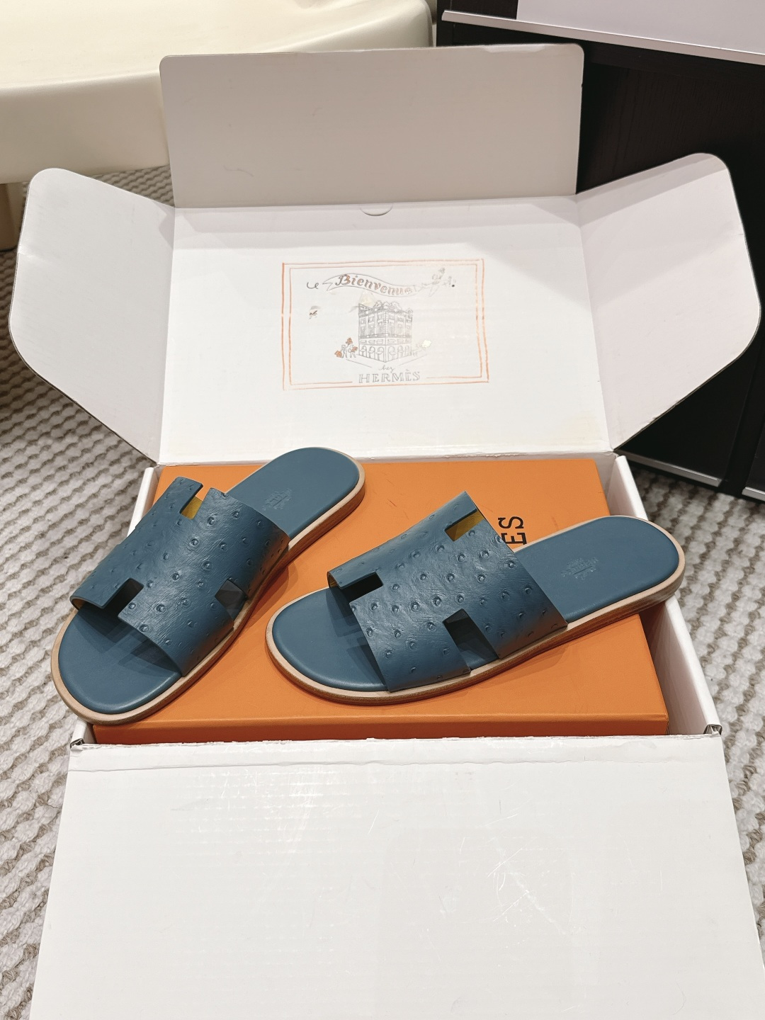 Мужские сандалии Hermès с отделкой под кожу