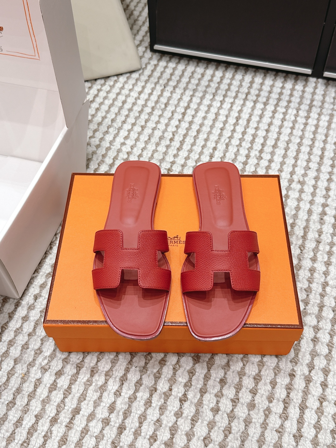 Hermès Hermes 爱马仕春 26最新配色 东莞产 H拖鞋