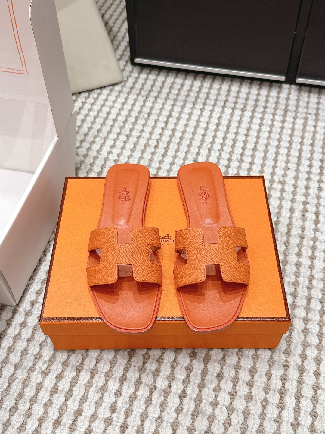 Hermès Hermes 爱马仕春 26最新配色 东莞产 H拖鞋