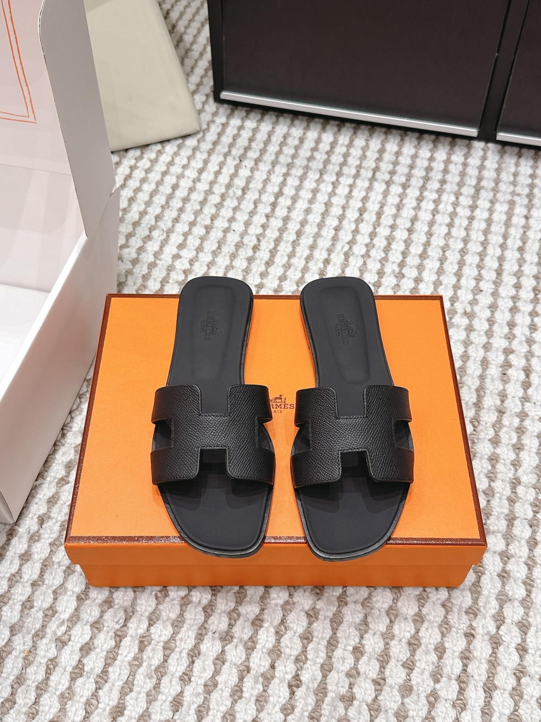 Hermès Hermes 爱马仕春 26最新配色 东莞产 H拖鞋