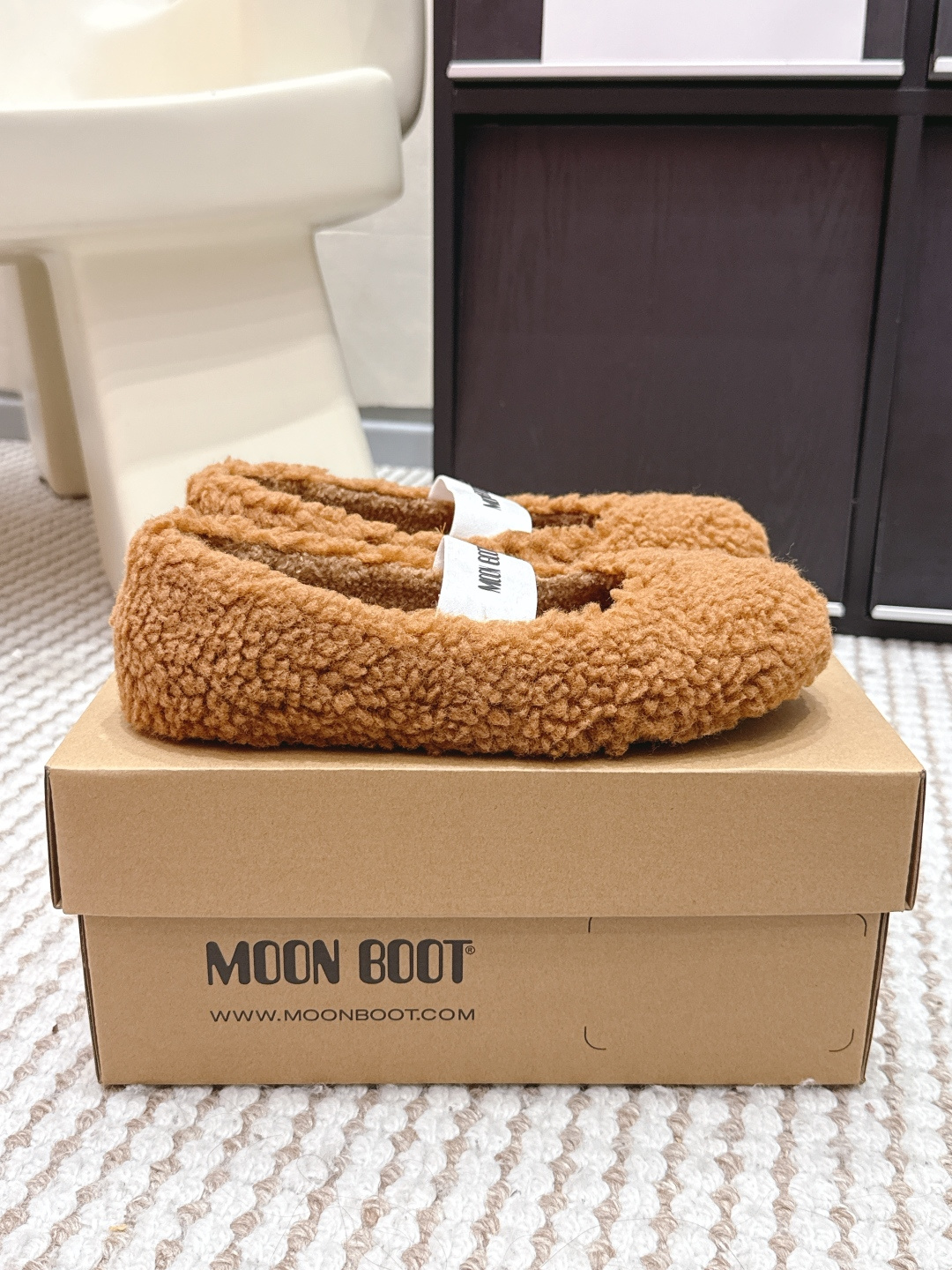 Женские мокасины из овчины Moon Boot