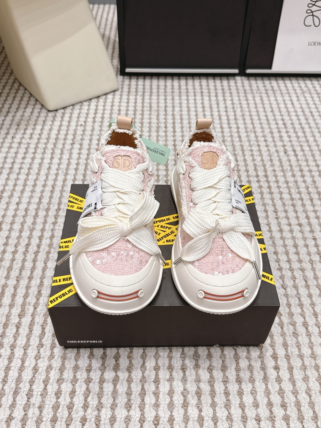Alexander McQueen # SMILEREPUBLIC 开口笑帆布鞋