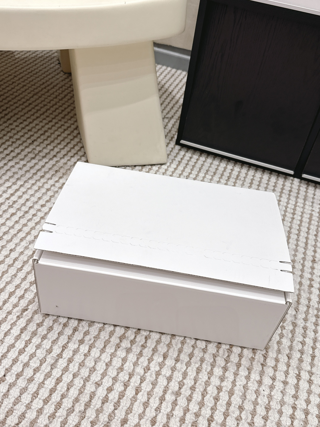 NO:749654,Official website sync box packaging, slippers, slippers19860909官网同步盒包装,拖鞋,slippers,Women's Shoes