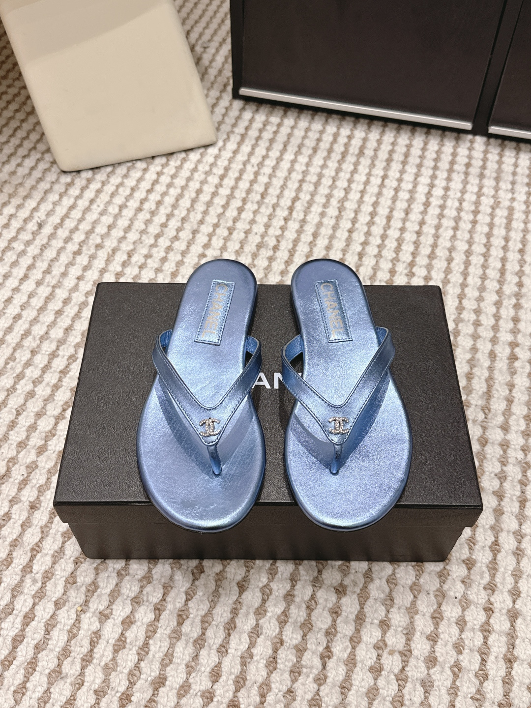Chanel Chanel 26ss 小香 新款 三角人字拖 春夏香家