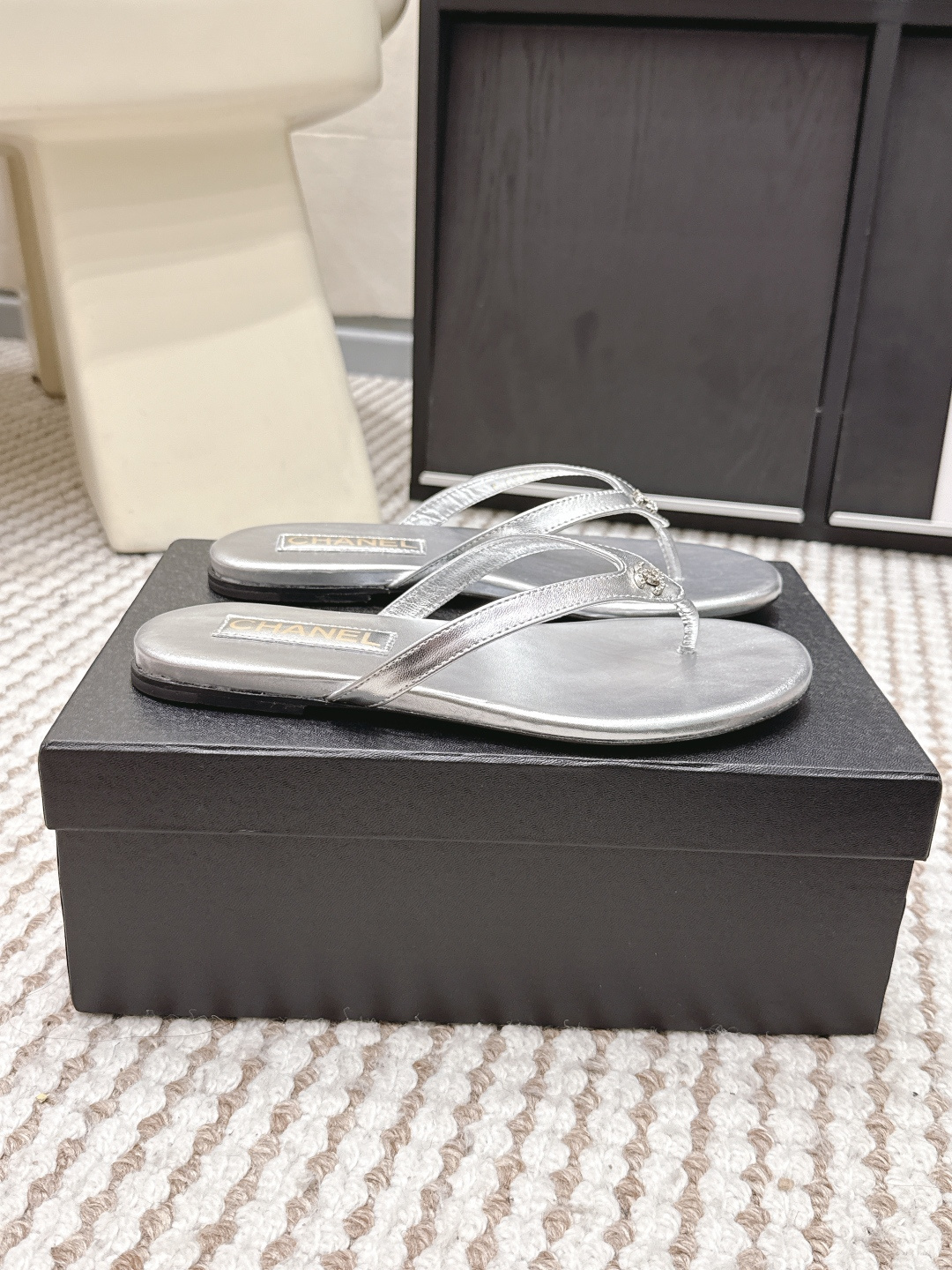Chanel Chanel 26ss 小香 新款 三角人字拖 春夏香家