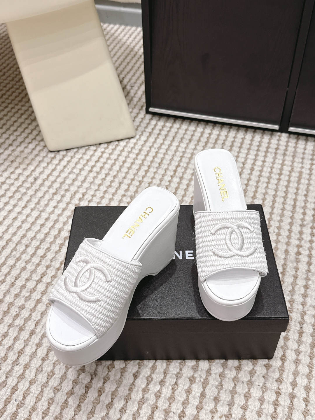 Chanel CHANEL 香奈儿2026春夏新款 厚底 凉鞋 拖鞋