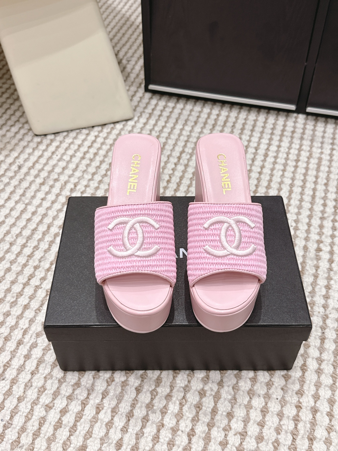 Chanel CHANEL 香奈儿2026春夏新款 厚底 凉鞋 拖鞋