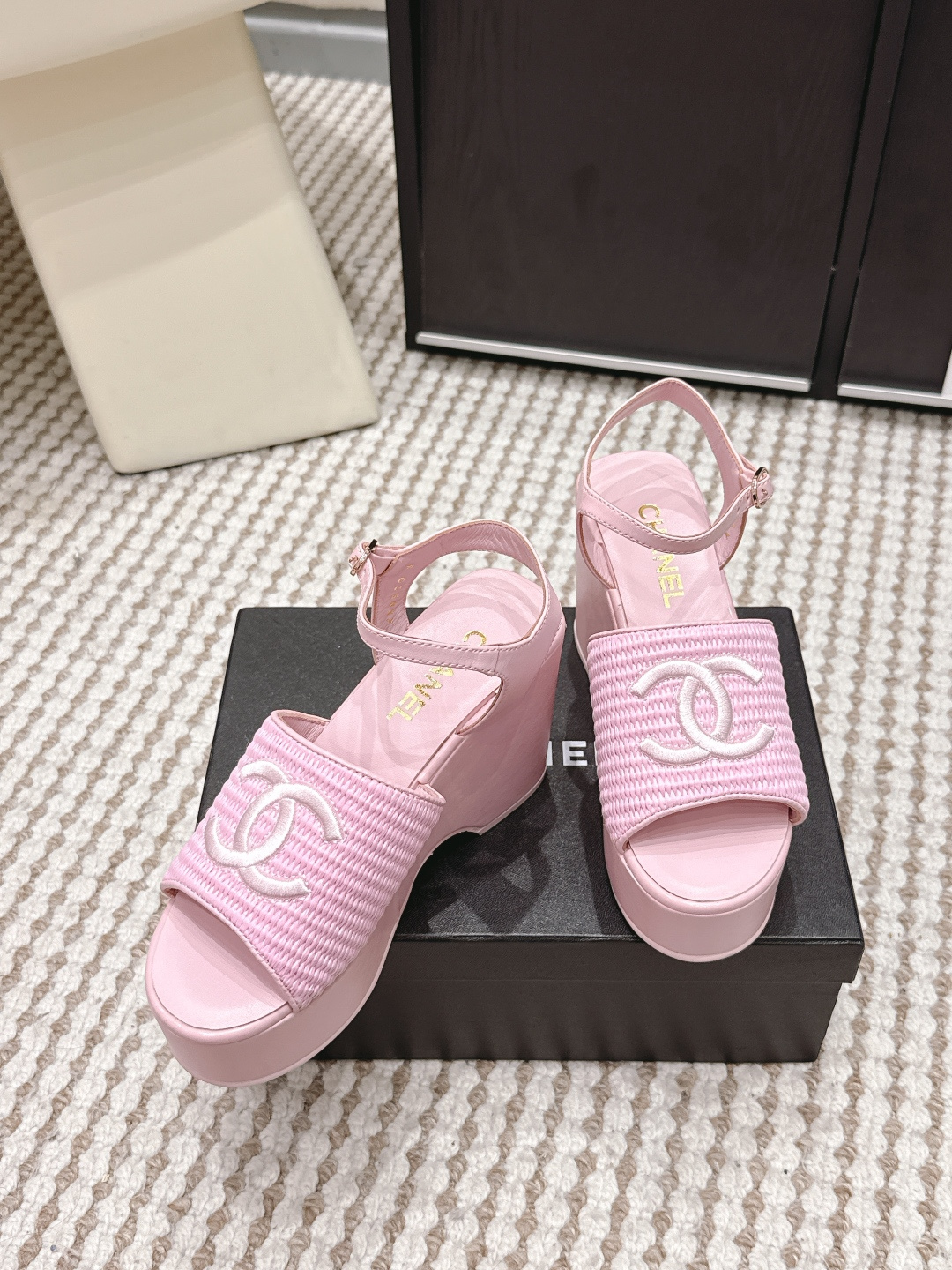 Chanel CHANEL 香奈儿2026春夏新款 厚底 凉鞋 拖鞋