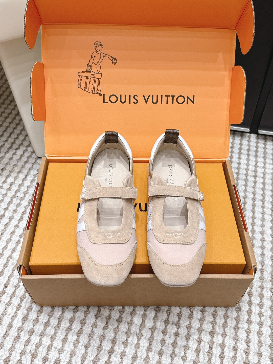 Женские кроссовки Louis Vuitton Mary Jane