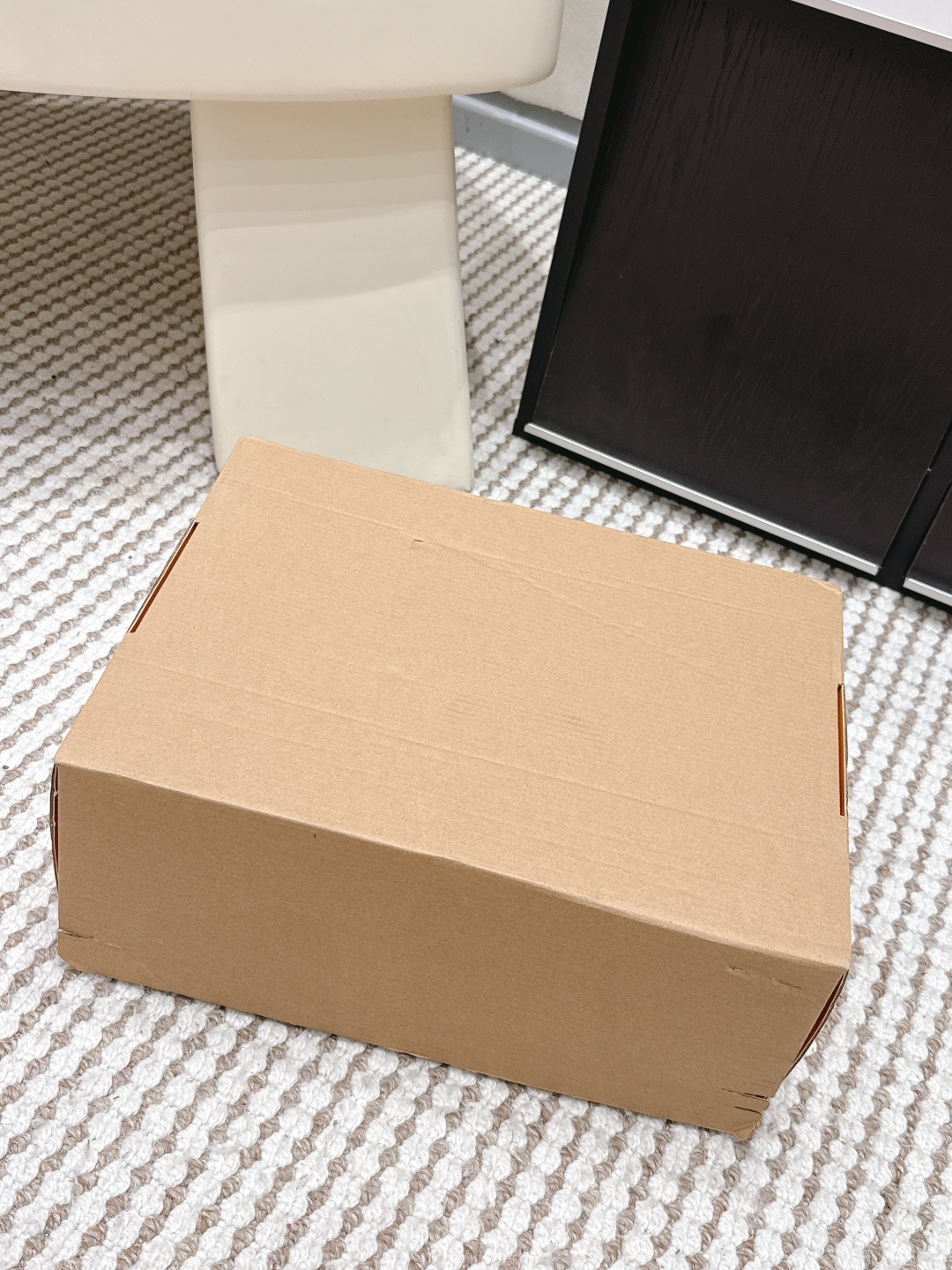 NO:758496,Official website sync box packaging, casual shoes/sports shoes, sneakers19860909官网同步盒包装,休闲鞋/运动鞋,sneakers,Women's Shoes