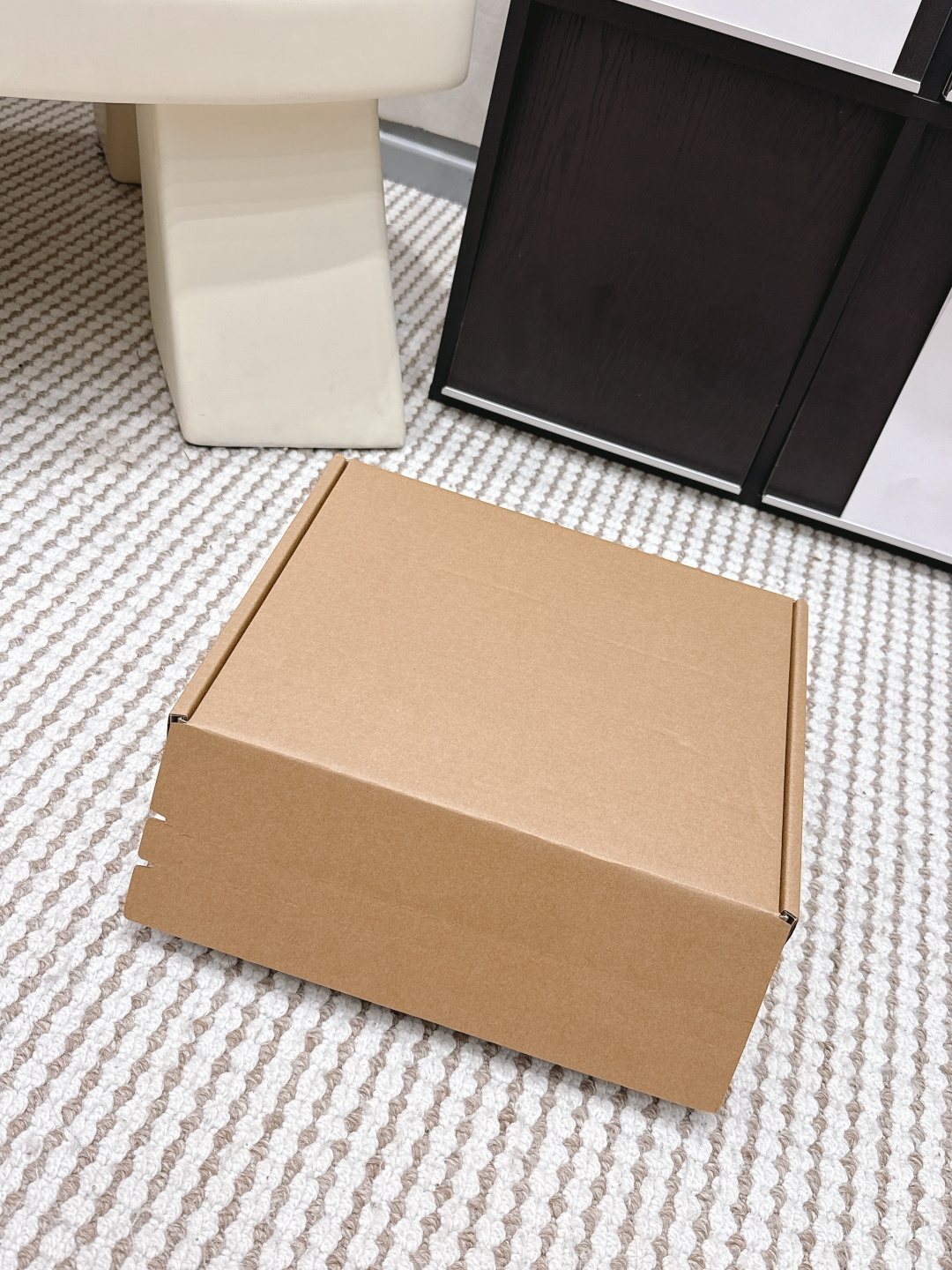 NO:759694,Official website sync box packaging, casual shoes/sports shoes, sneakers19860909官网同步盒包装,休闲鞋/运动鞋,sneakers,Women's Shoes