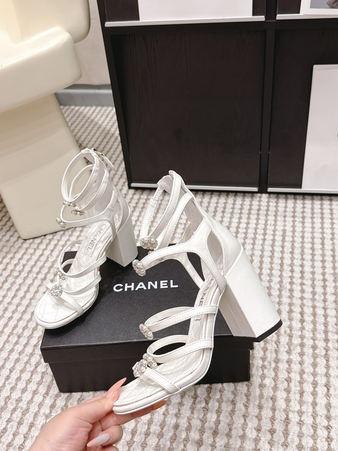 Chanel Chane*26SS早春新款高跟珍珠水钻凉鞋