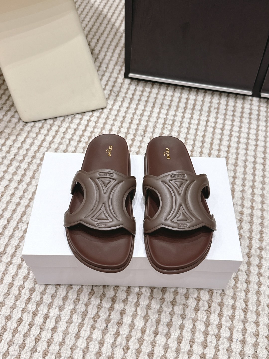 Сандалии Celine с утолщенной подошвой