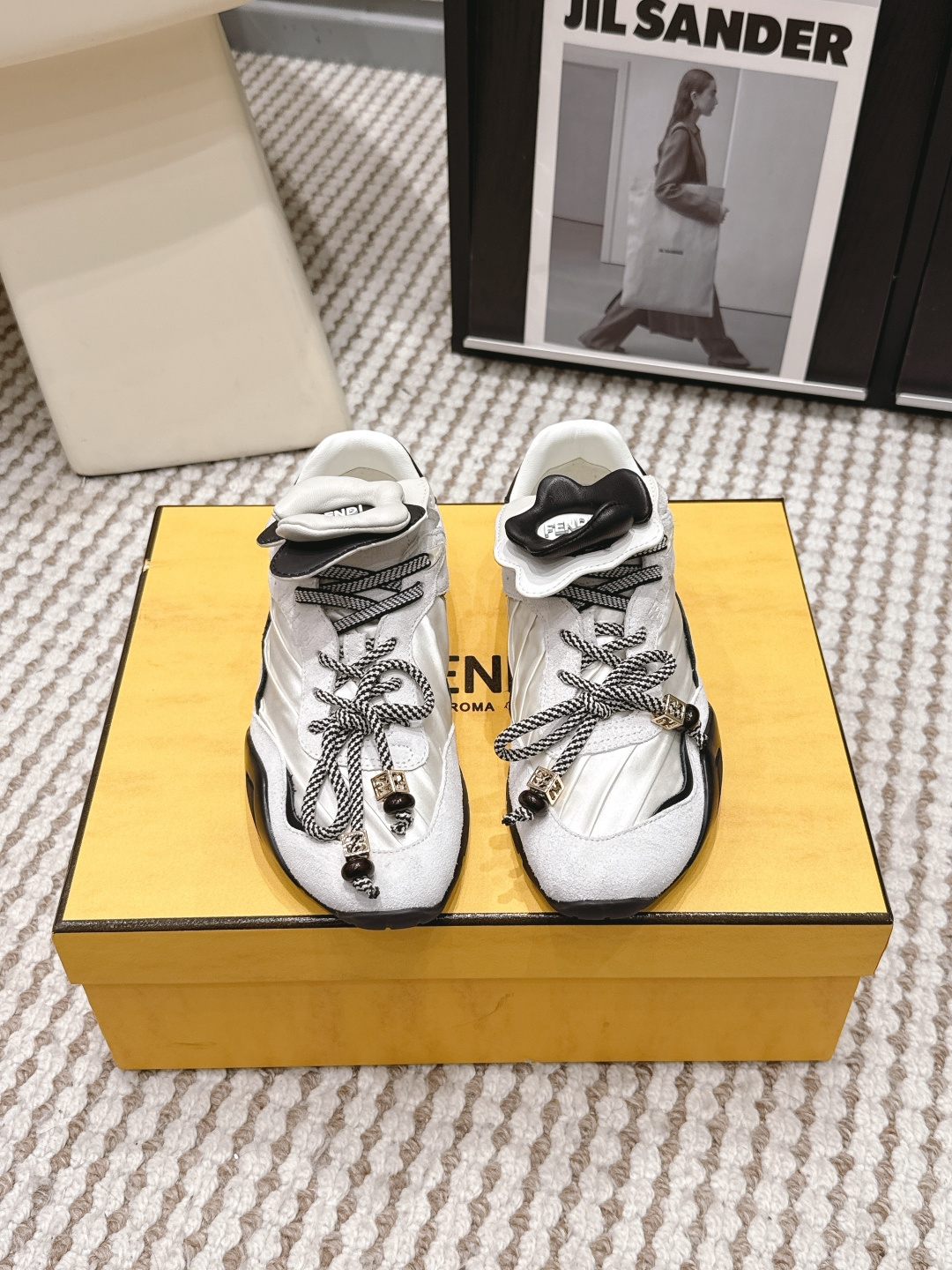 Fendi Wave Pulse низкие кроссовки