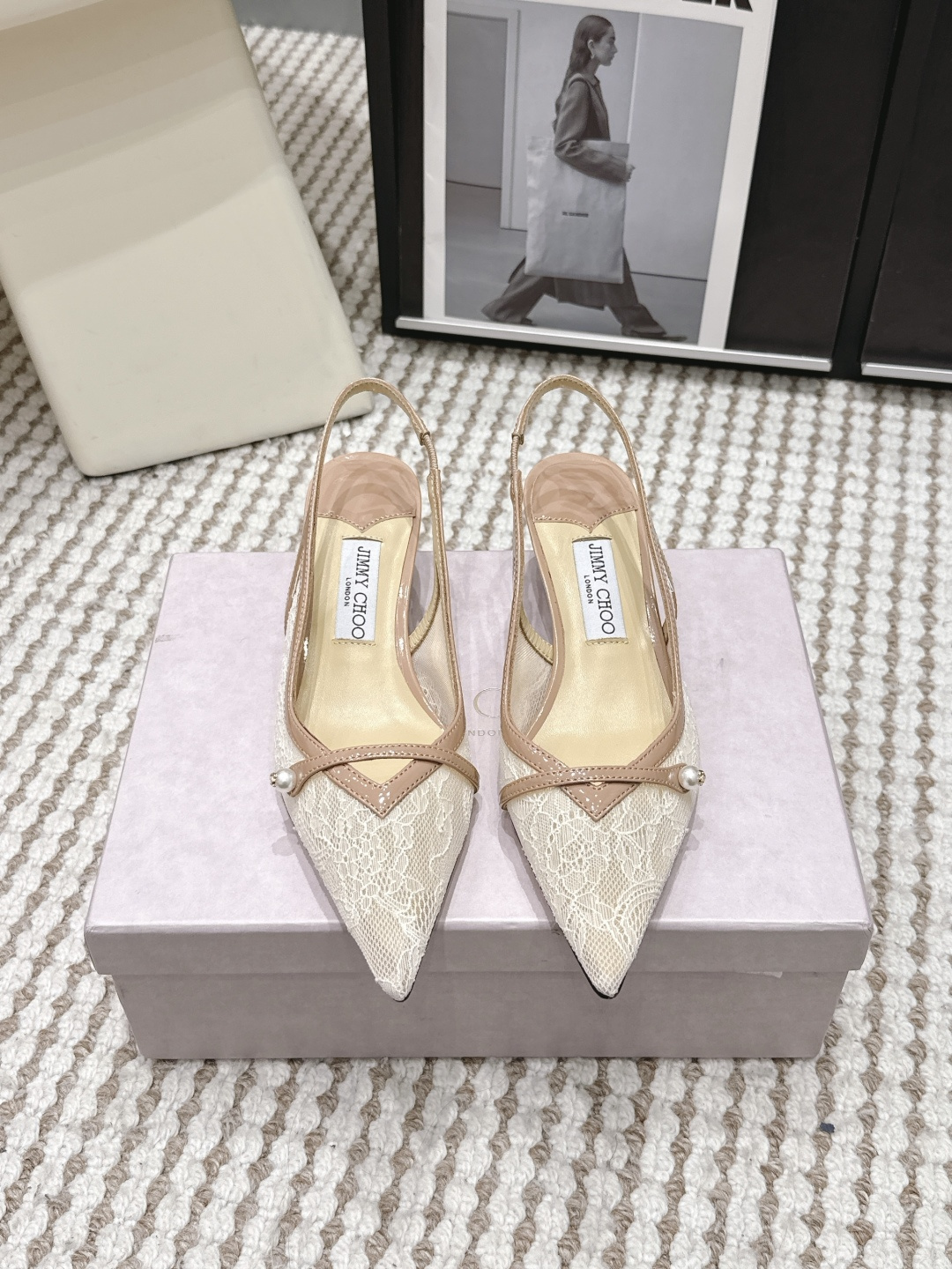 Женские туфли с острым носом и лодочкой из кружева Jimmy Choo