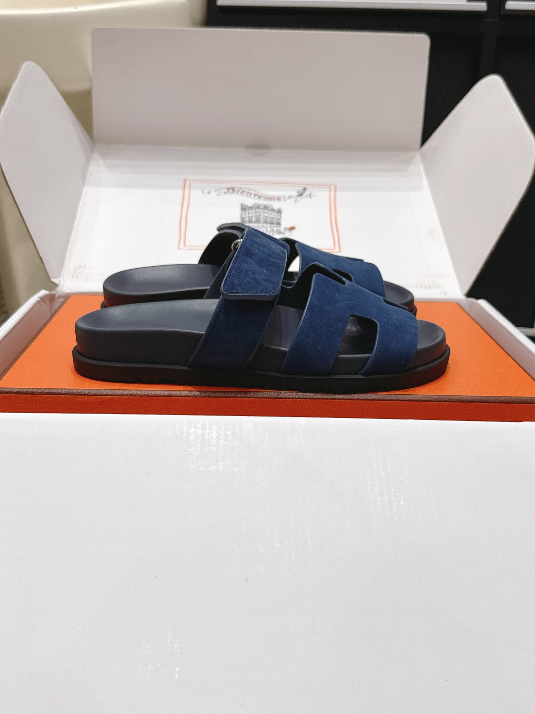 Женские шлёпанцы с ремешком в виде буквы H Hermès