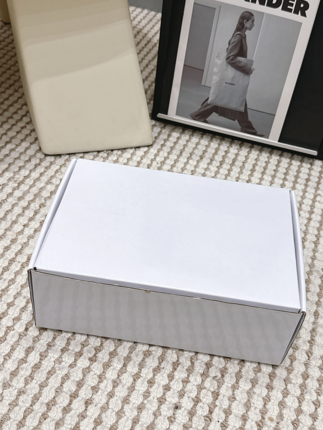 NO:787843,Official website sync box packaging, high heels and slippers, high heels, slippers19860909官网同步盒包装,高跟鞋拖鞋,high heels,slippers,Women's Shoes