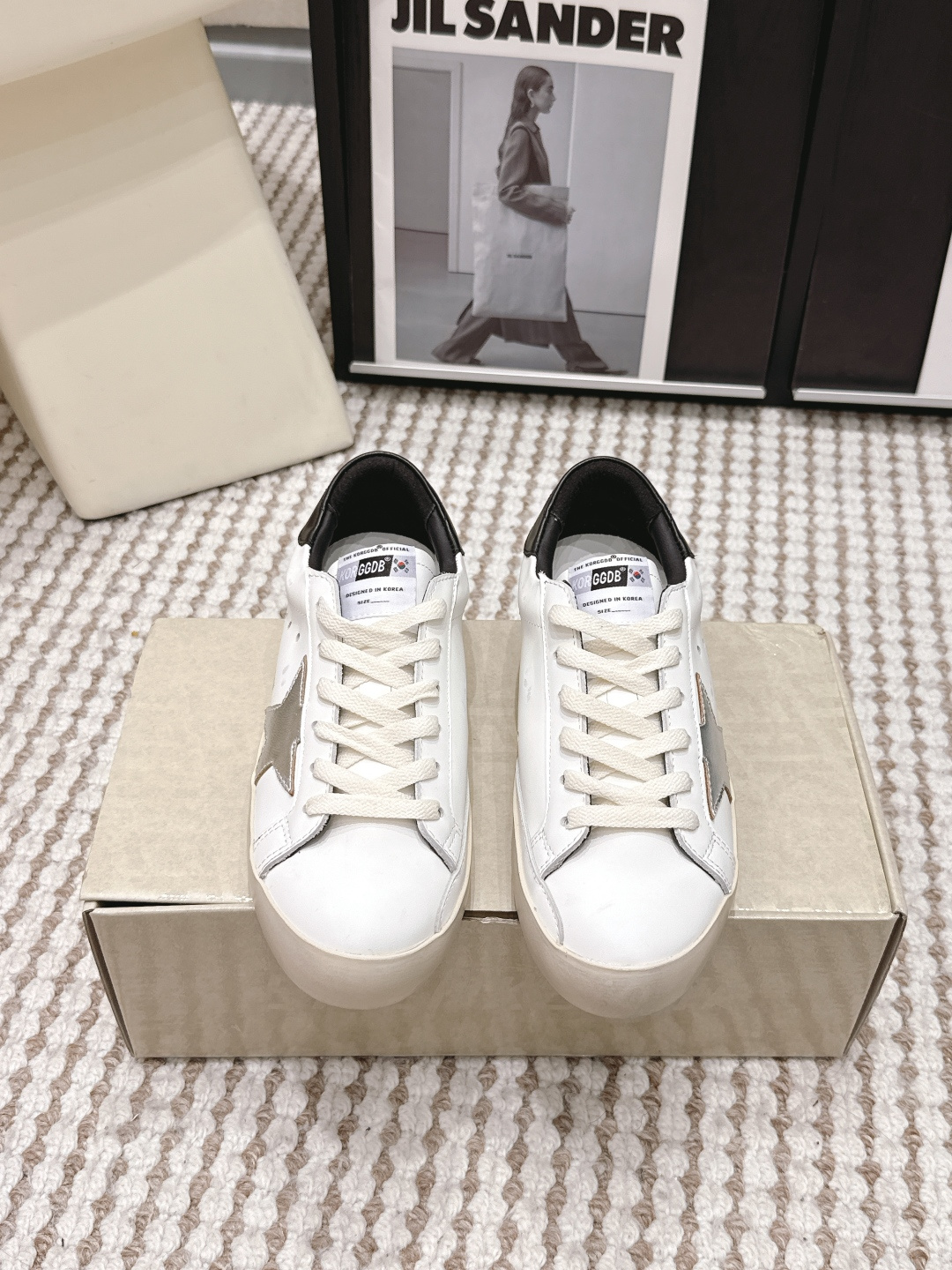 Женские кроссовки Golden Goose с металлической звездой