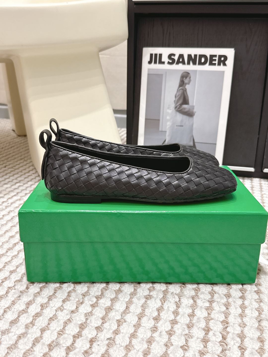 Женские плетеные туфли на плоской подошве Bottega Veneta