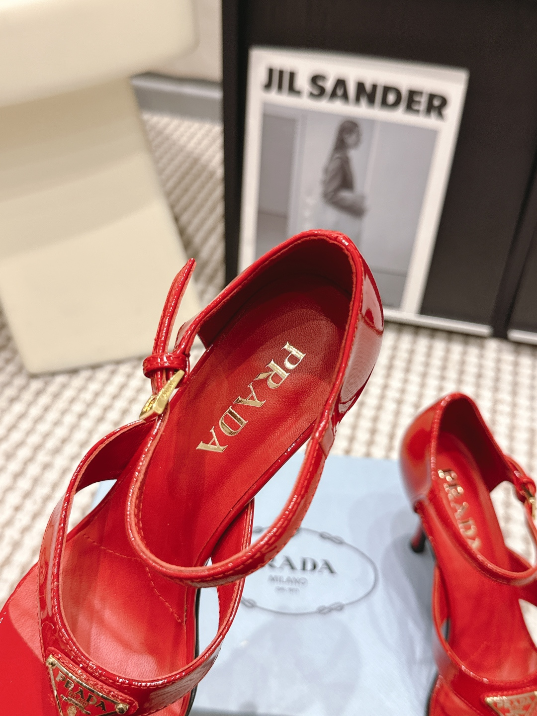 Prada Style Women's Shoes style reference detail image 7 from source 784843