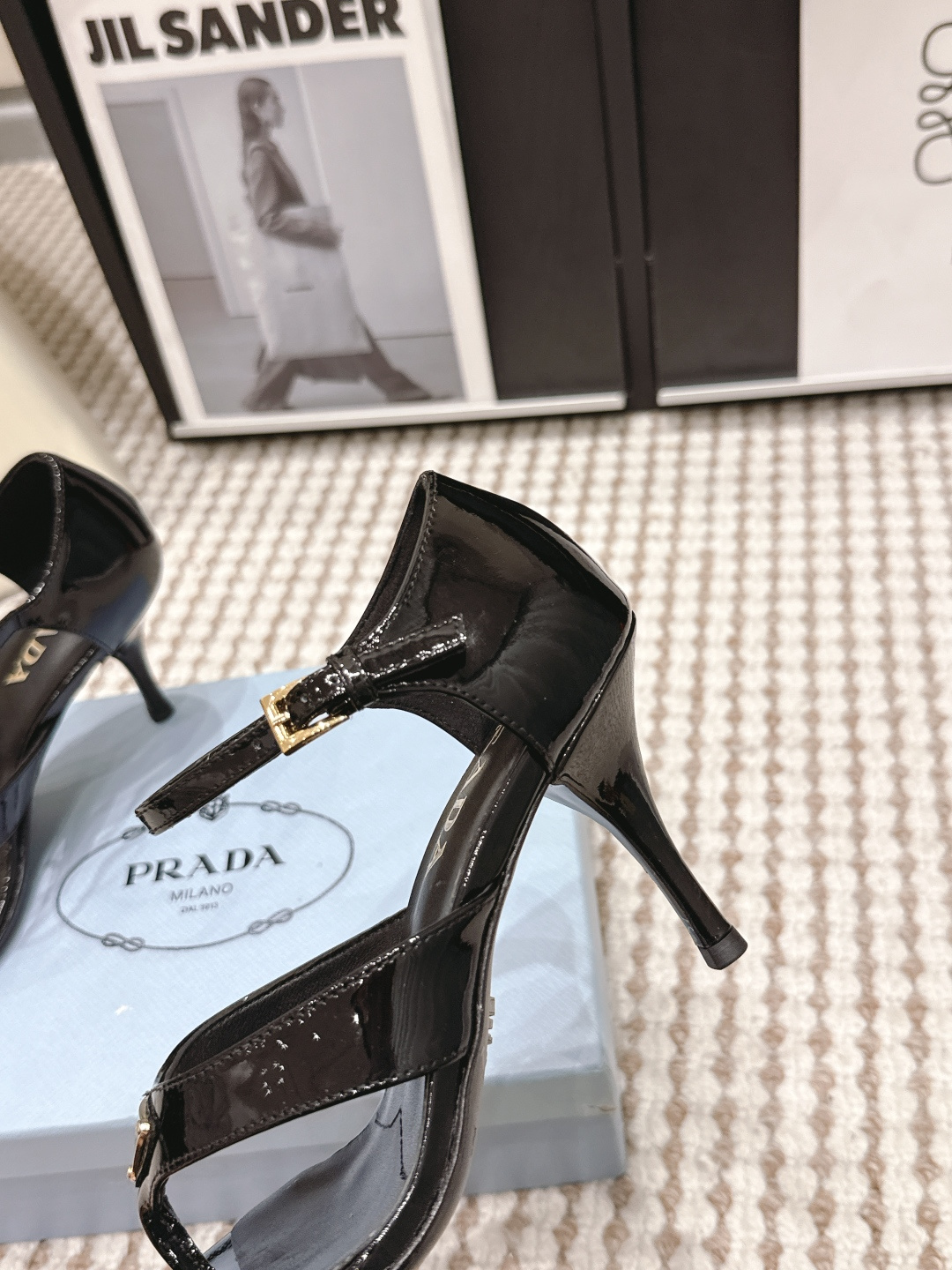 Prada Style Women's Shoes style reference detail image 6 from source 784844
